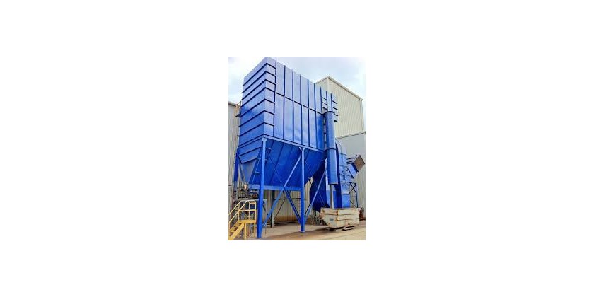 Which factors should be noted for the operation of dust baghouse collector?